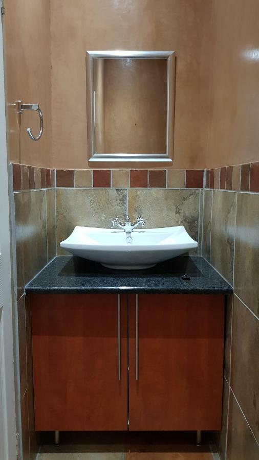 Hornbills Rest Country Home Палаборва Екстериор снимка