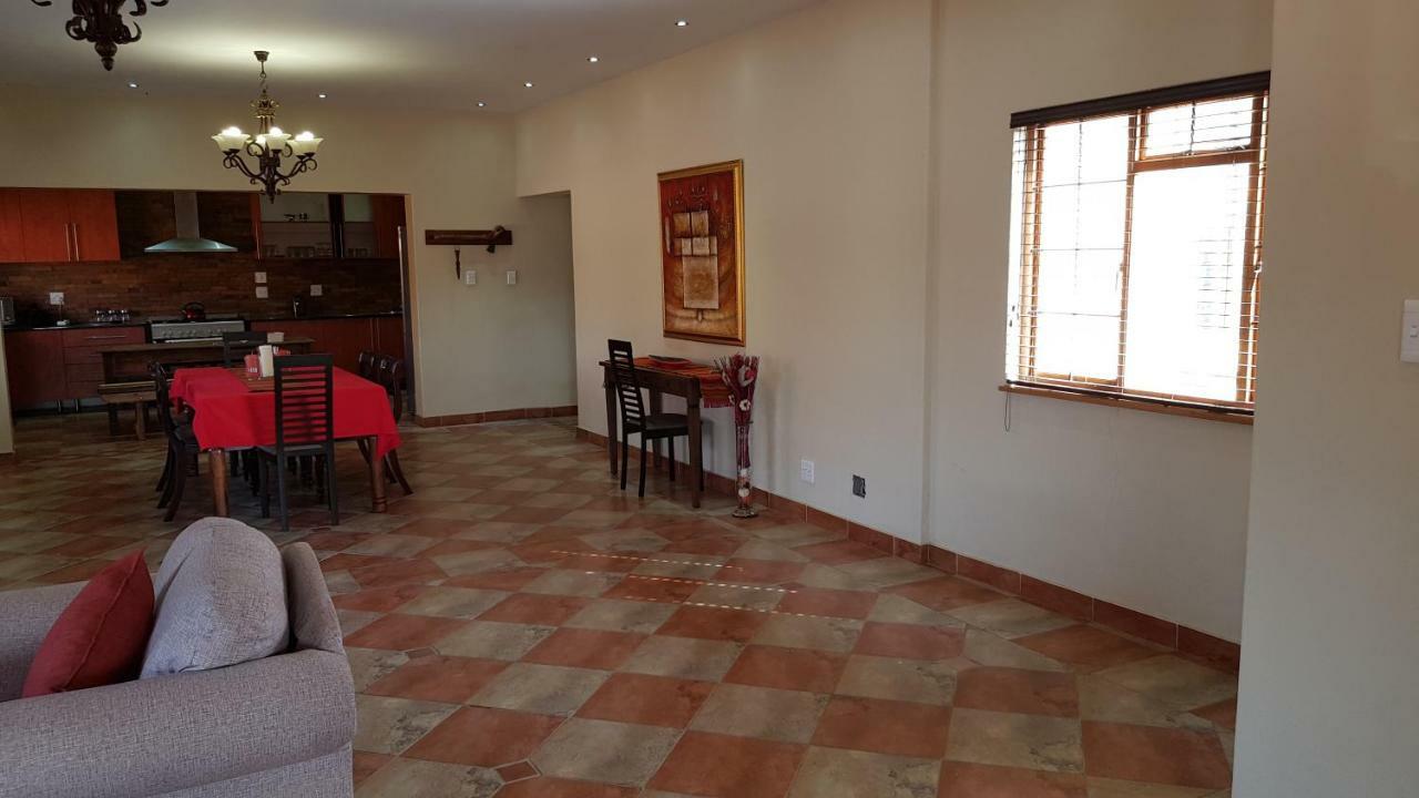 Hornbills Rest Country Home Палаборва Екстериор снимка